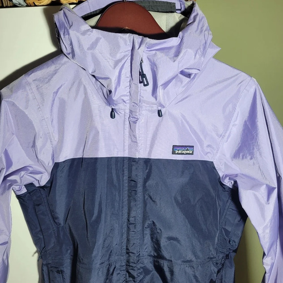 Patagonia nylon  hooded shell windbreaker jacket two toned purple small - Picture 2 of 12